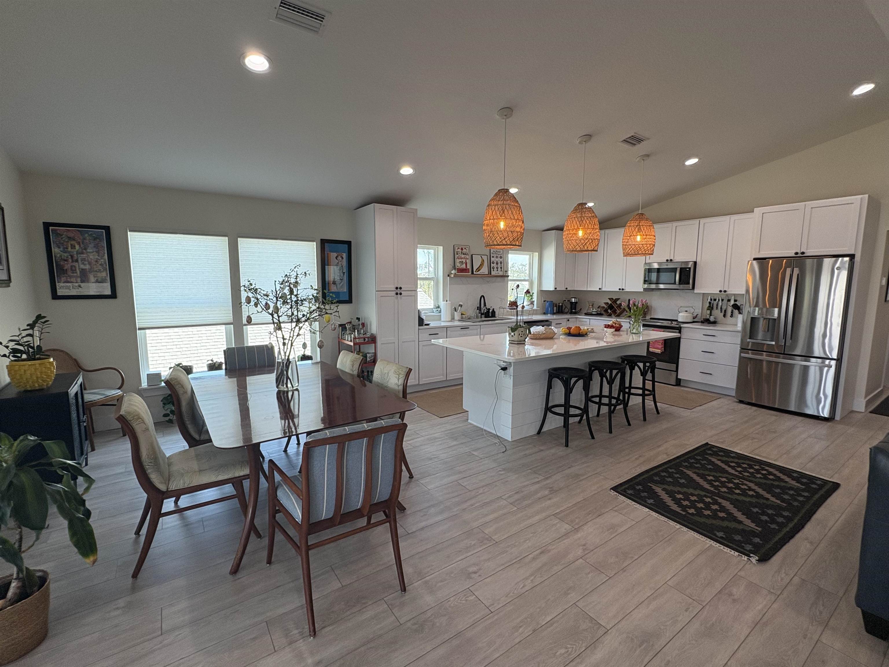 221 Desoto Rd