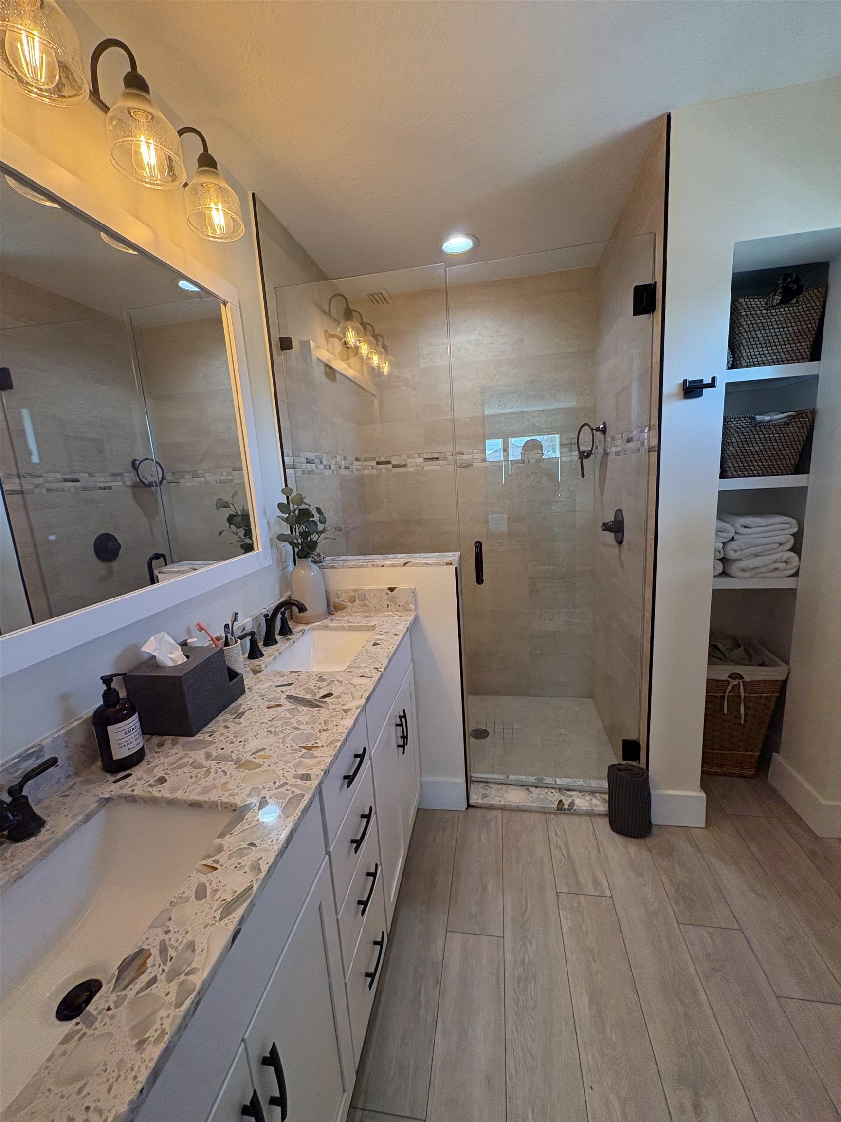 221 Desoto Rd