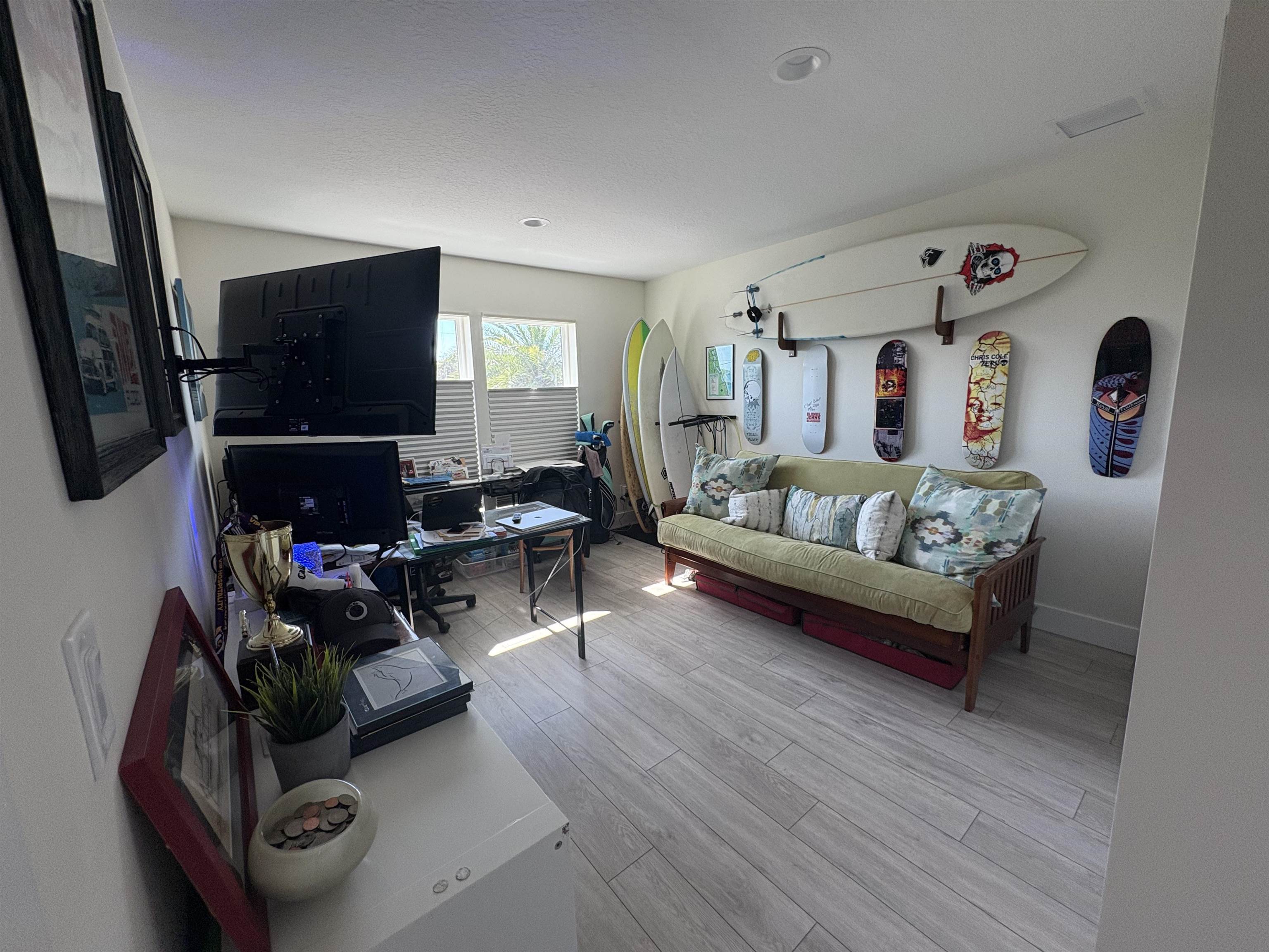 221 Desoto Rd