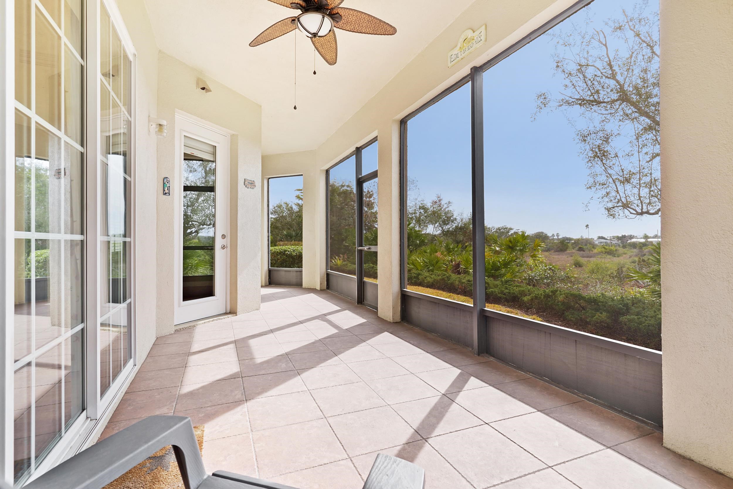 160 Pantano Cay Blvd