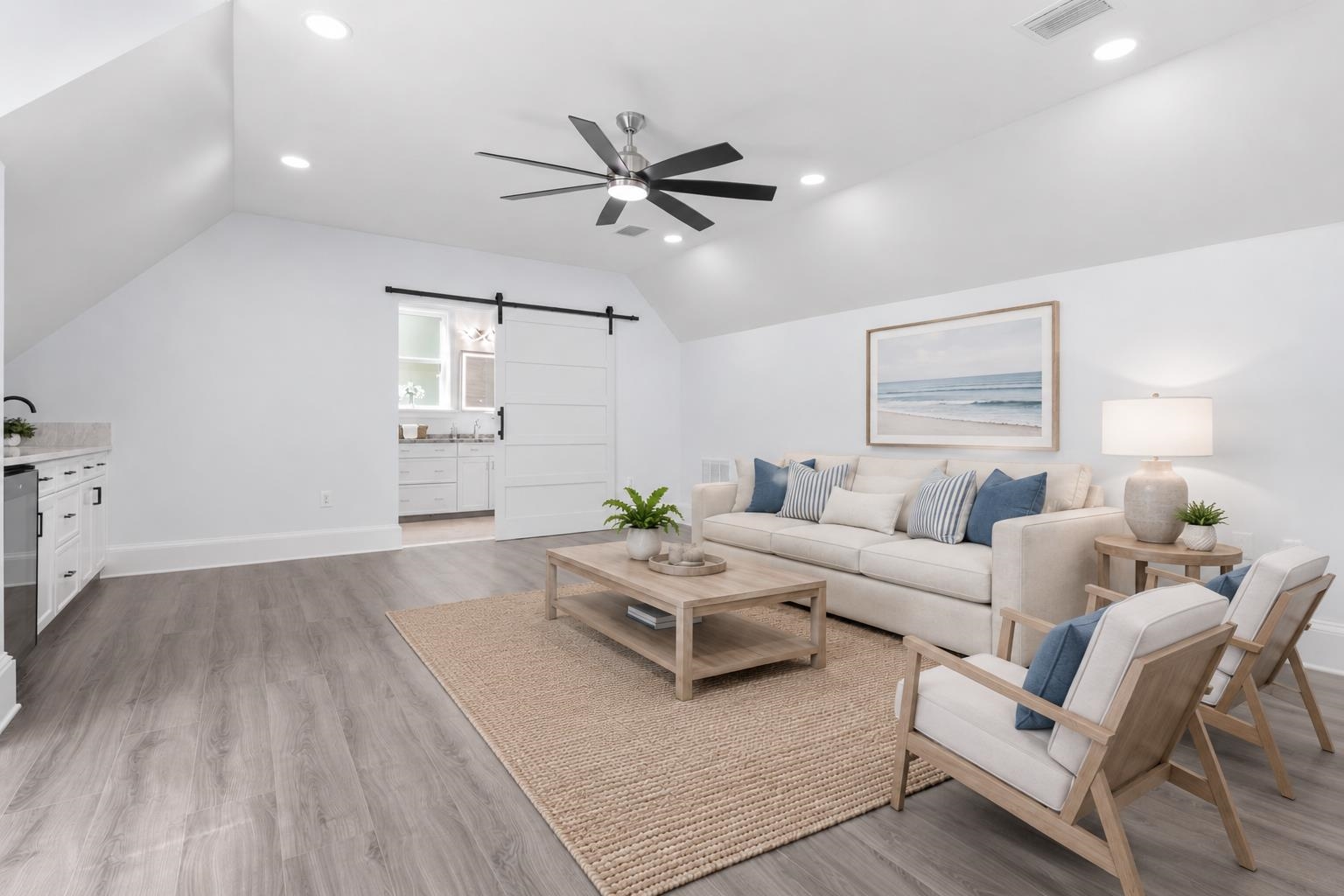 117 Hernandez Ave