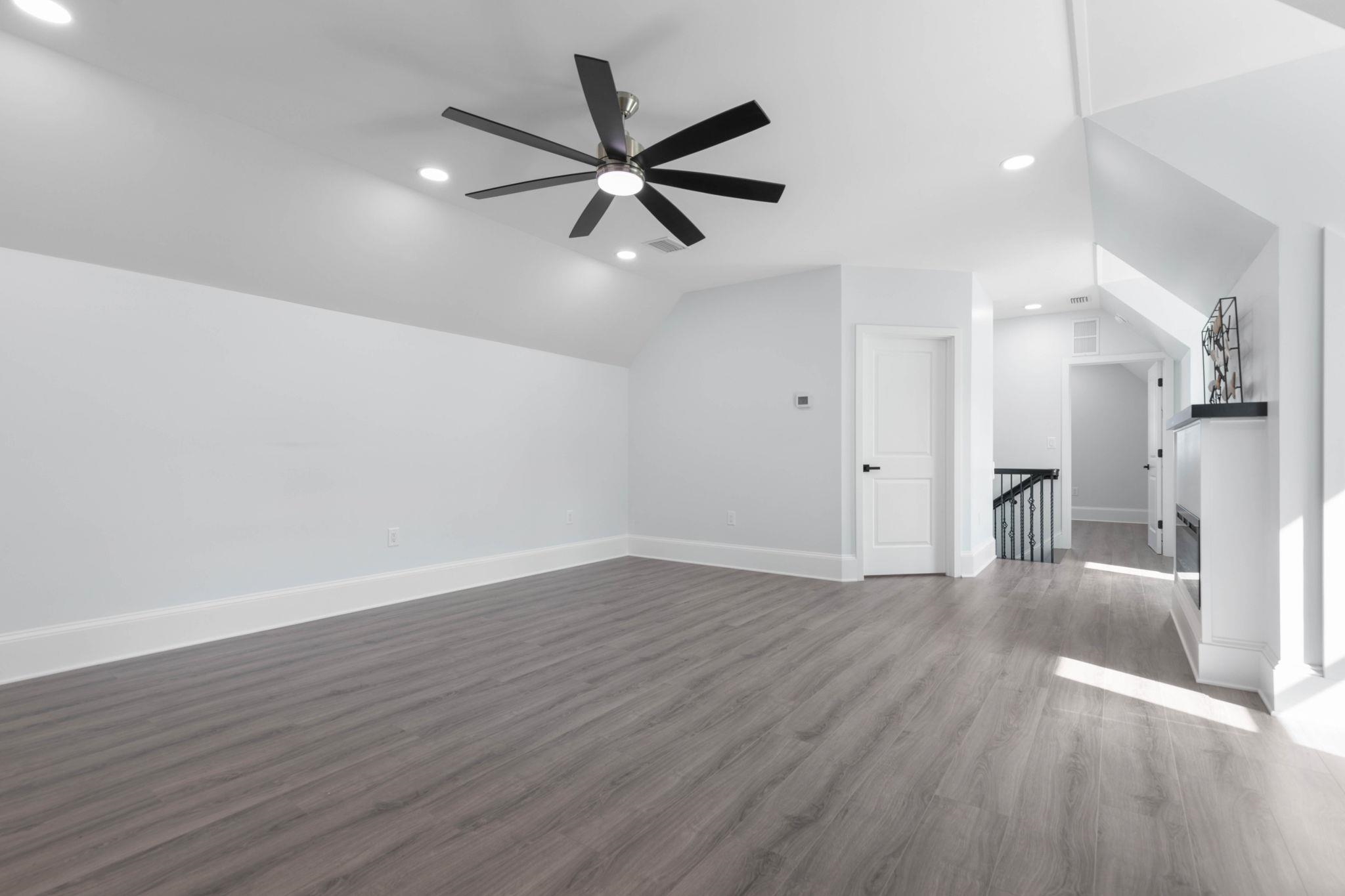 117 Hernandez Ave