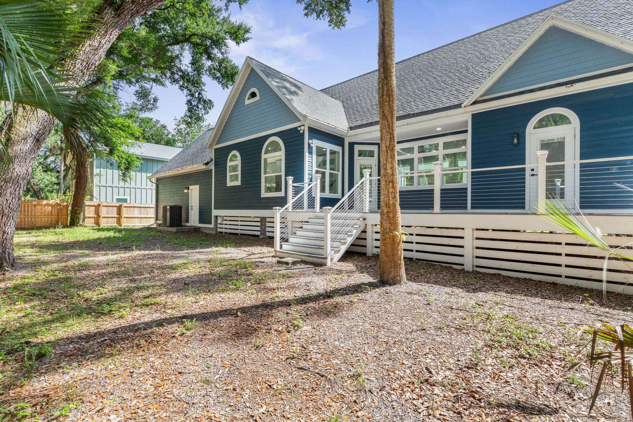 117 Hernandez Ave