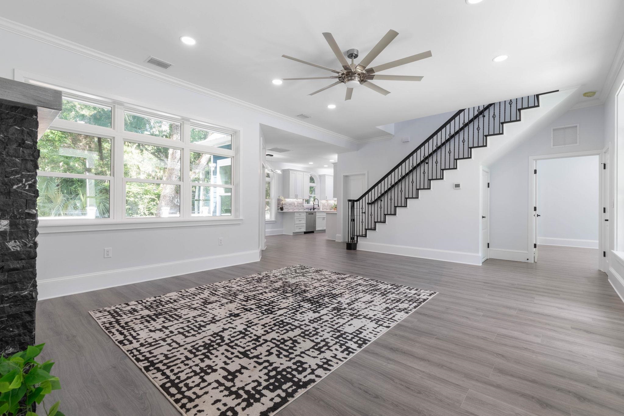 117 Hernandez Ave