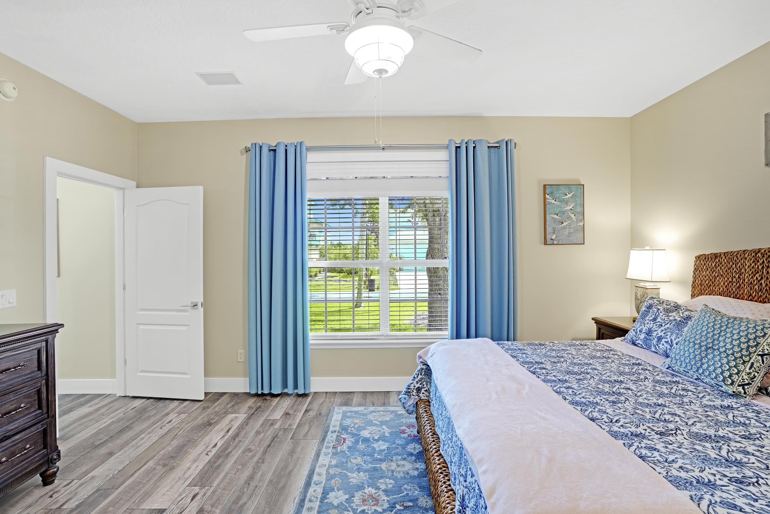 5501 Sunset Landing Cir