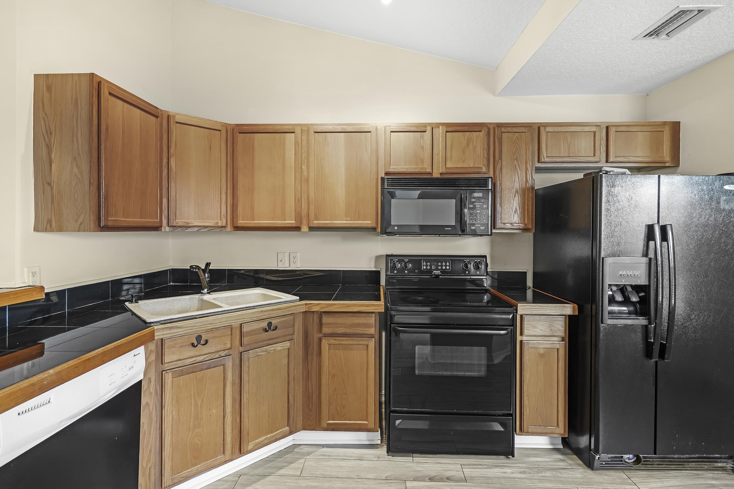 84 Aloha Cir