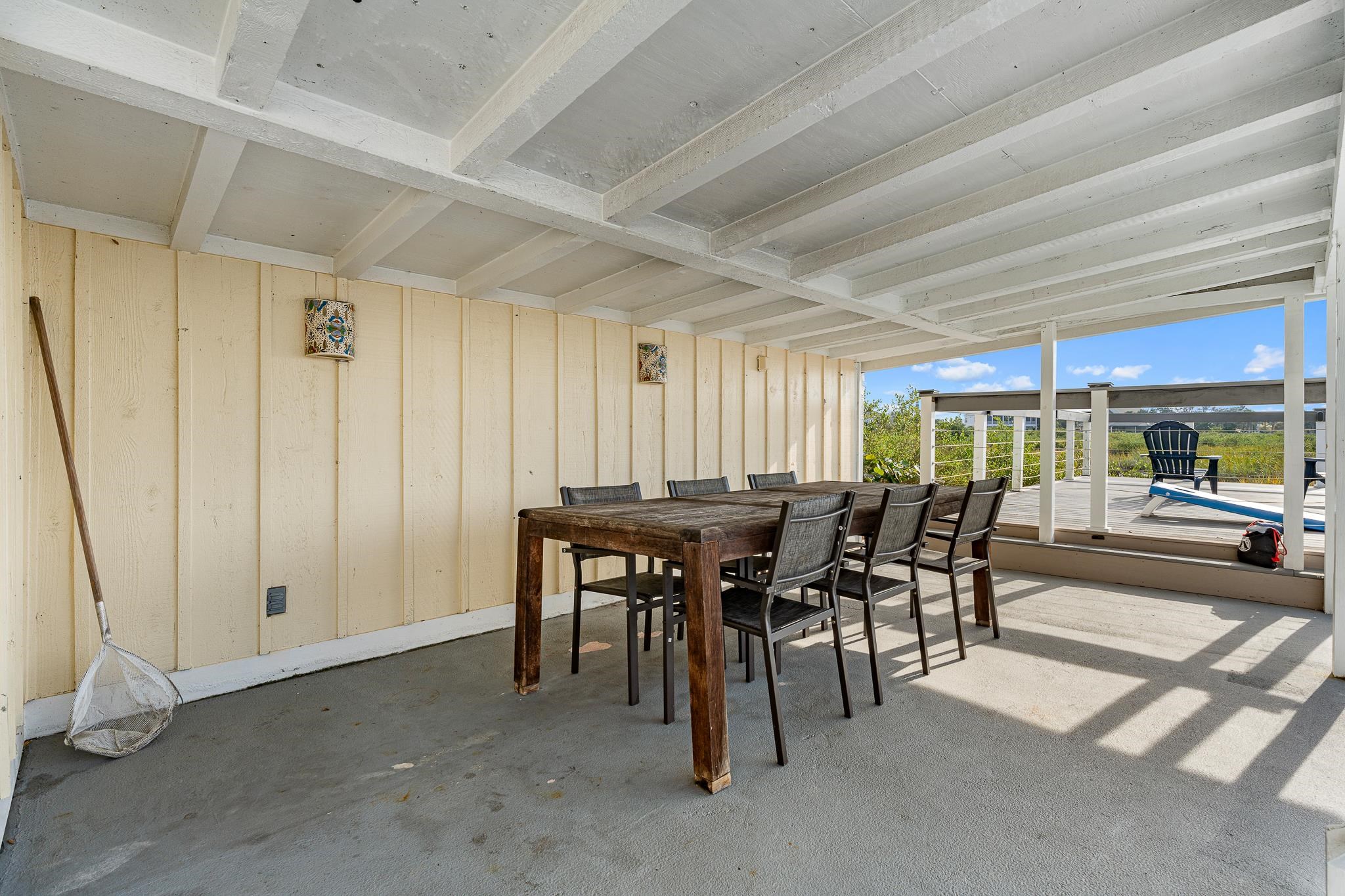 239 Coquina Ave
