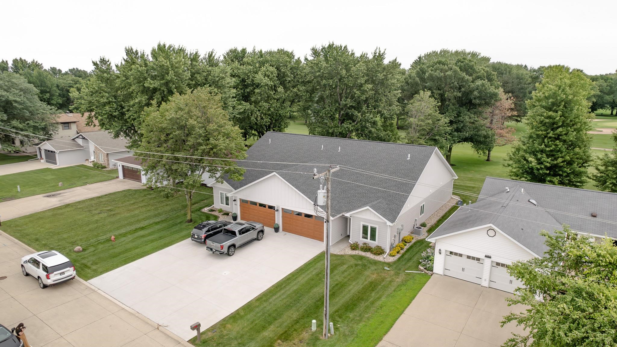 1018 Emerald Hills Drive, Arnolds Park, IA 51331 