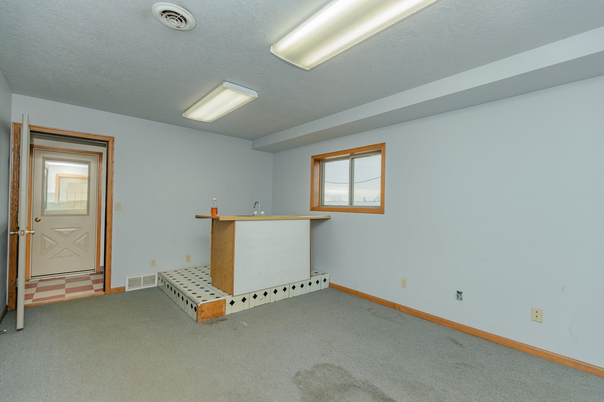 MLS #250698