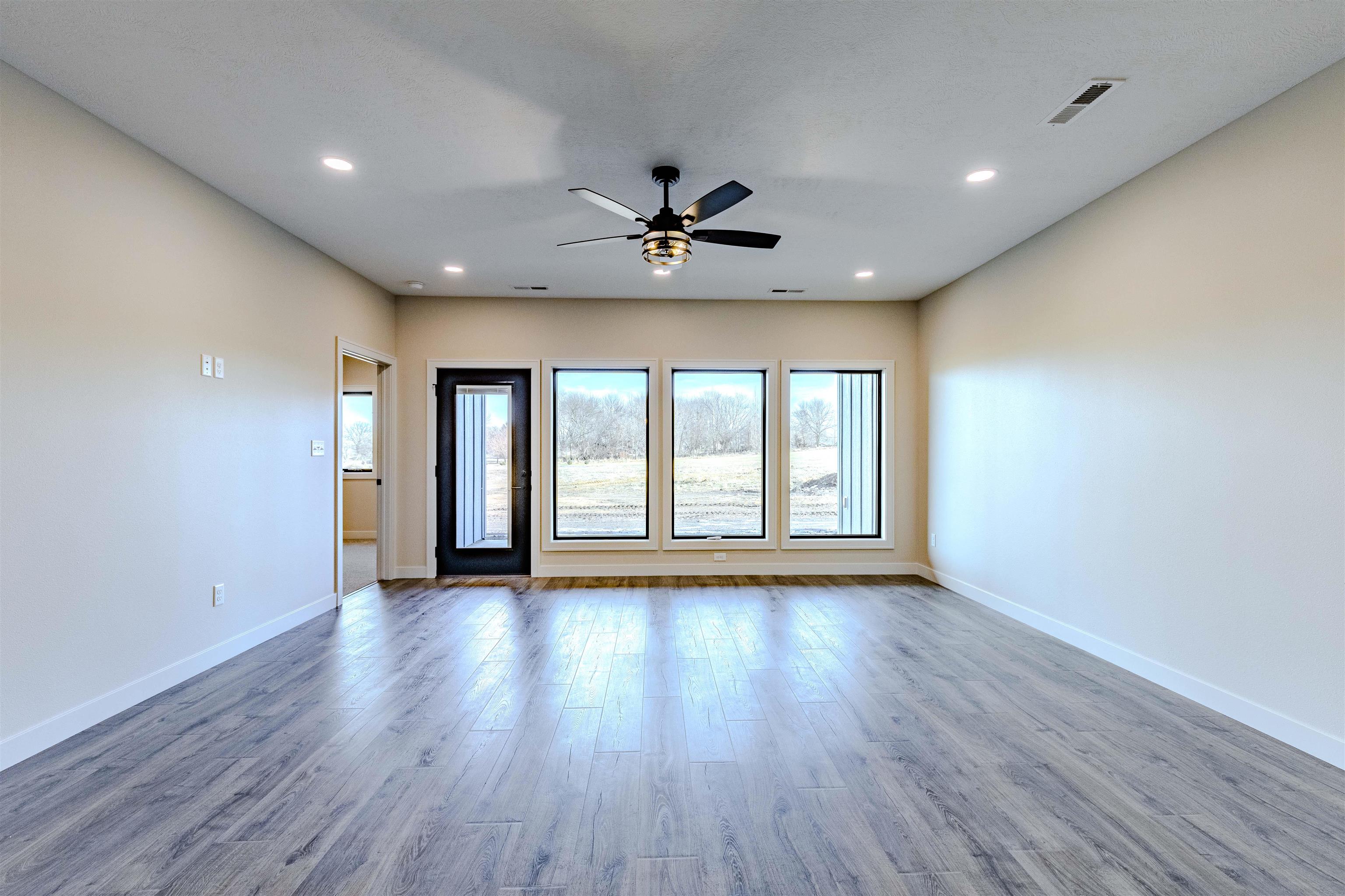 MLS #250885