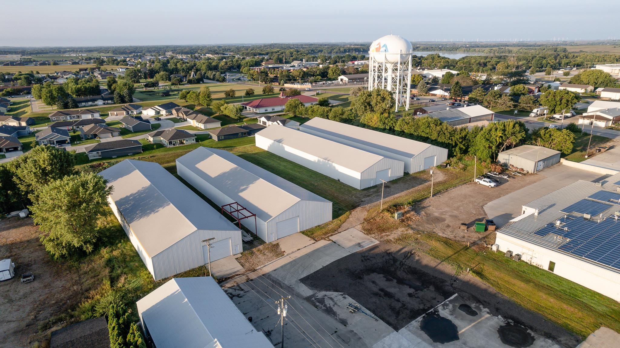 18 Th Street, Spirit Lake, IA 51360 