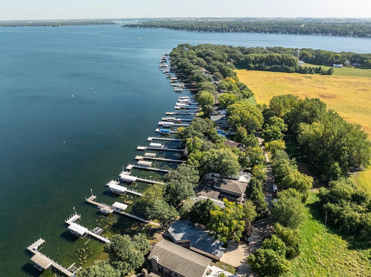 2904 Okoboji Boulevard, West Okoboji, IA 51351 