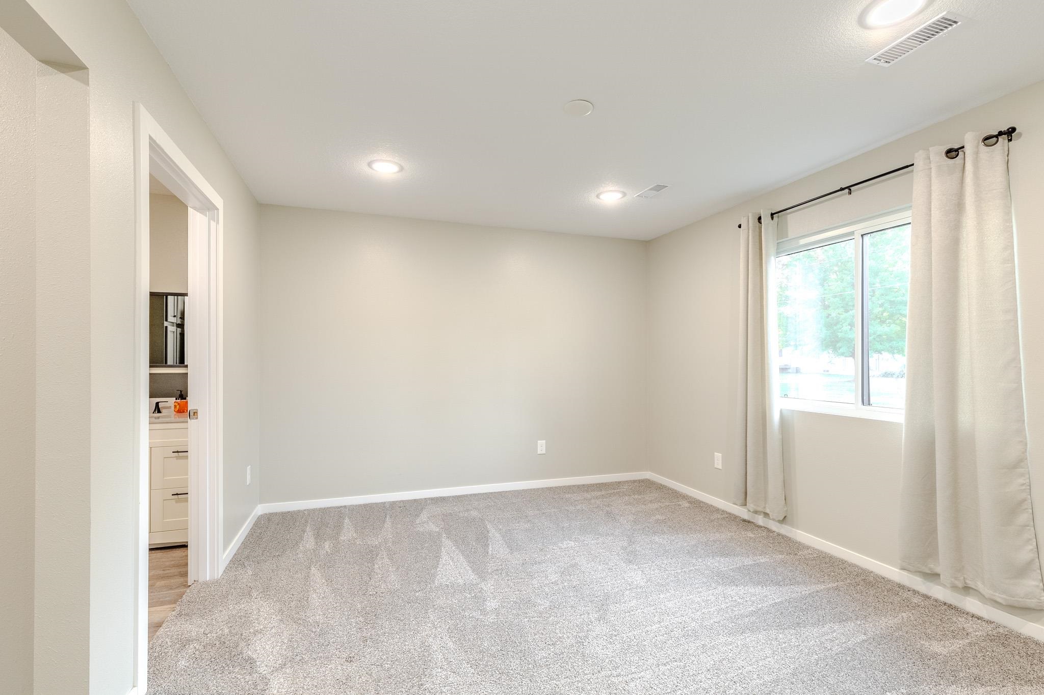 MLS #251365