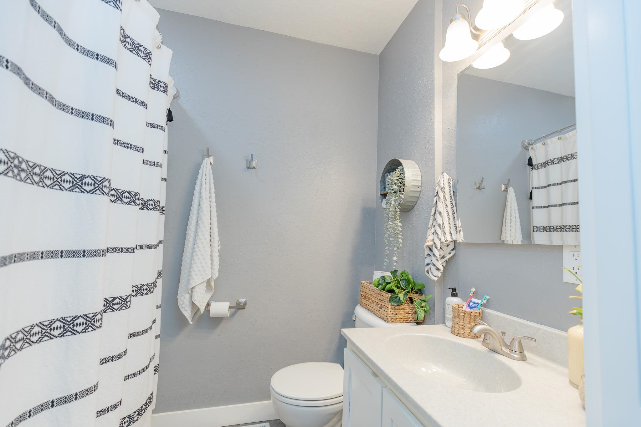 MLS #251474