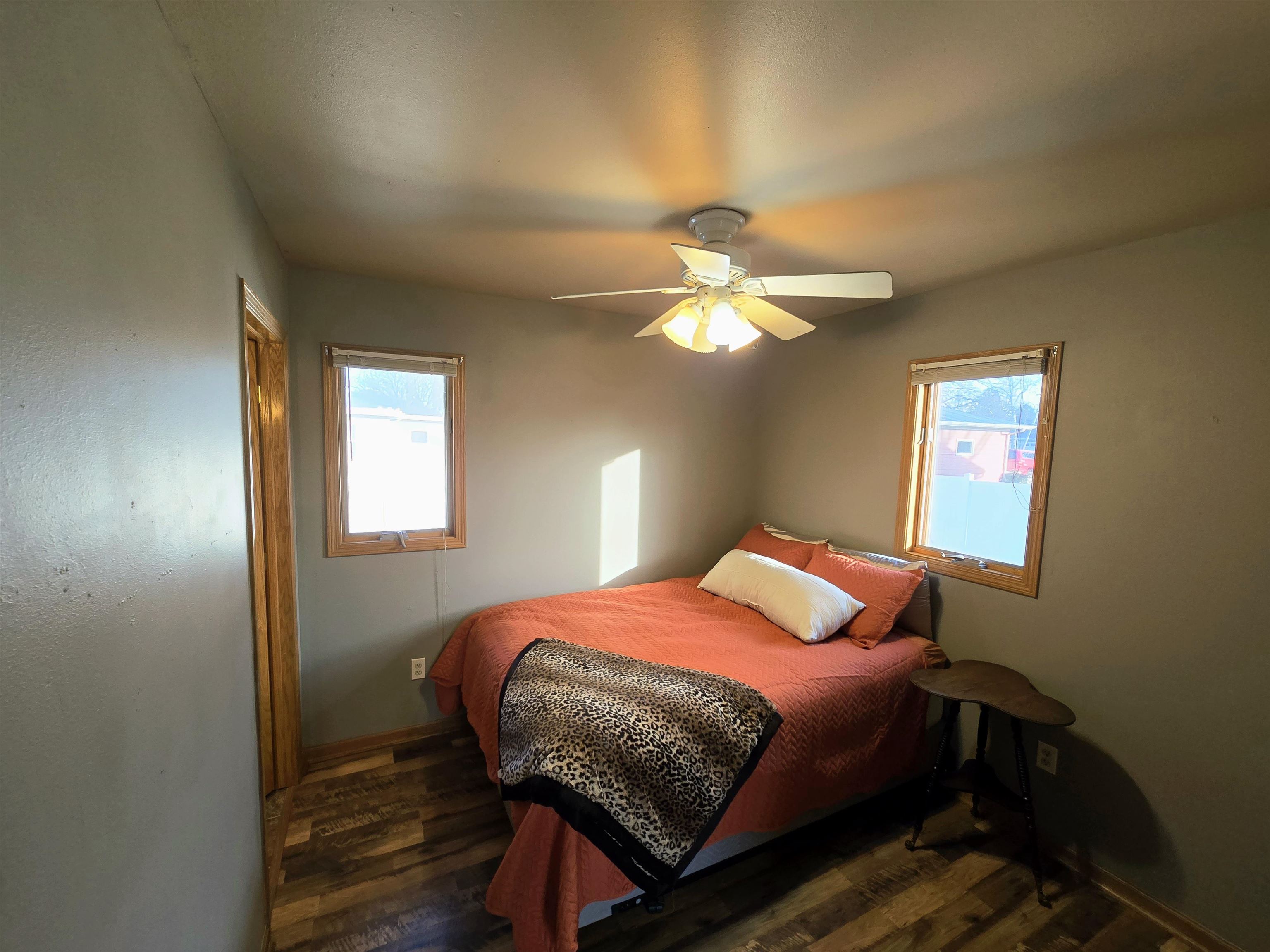 MLS #251477
