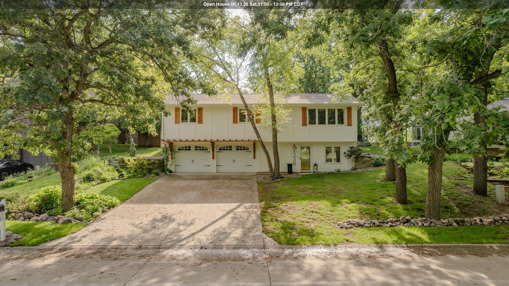 1238 Summer Circle, Okoboji, IA 51355 