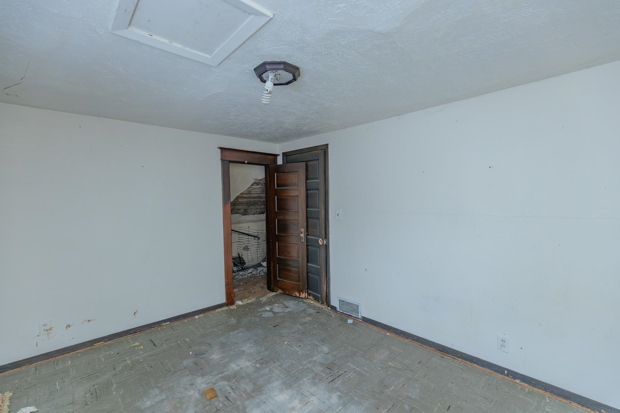 MLS #251528