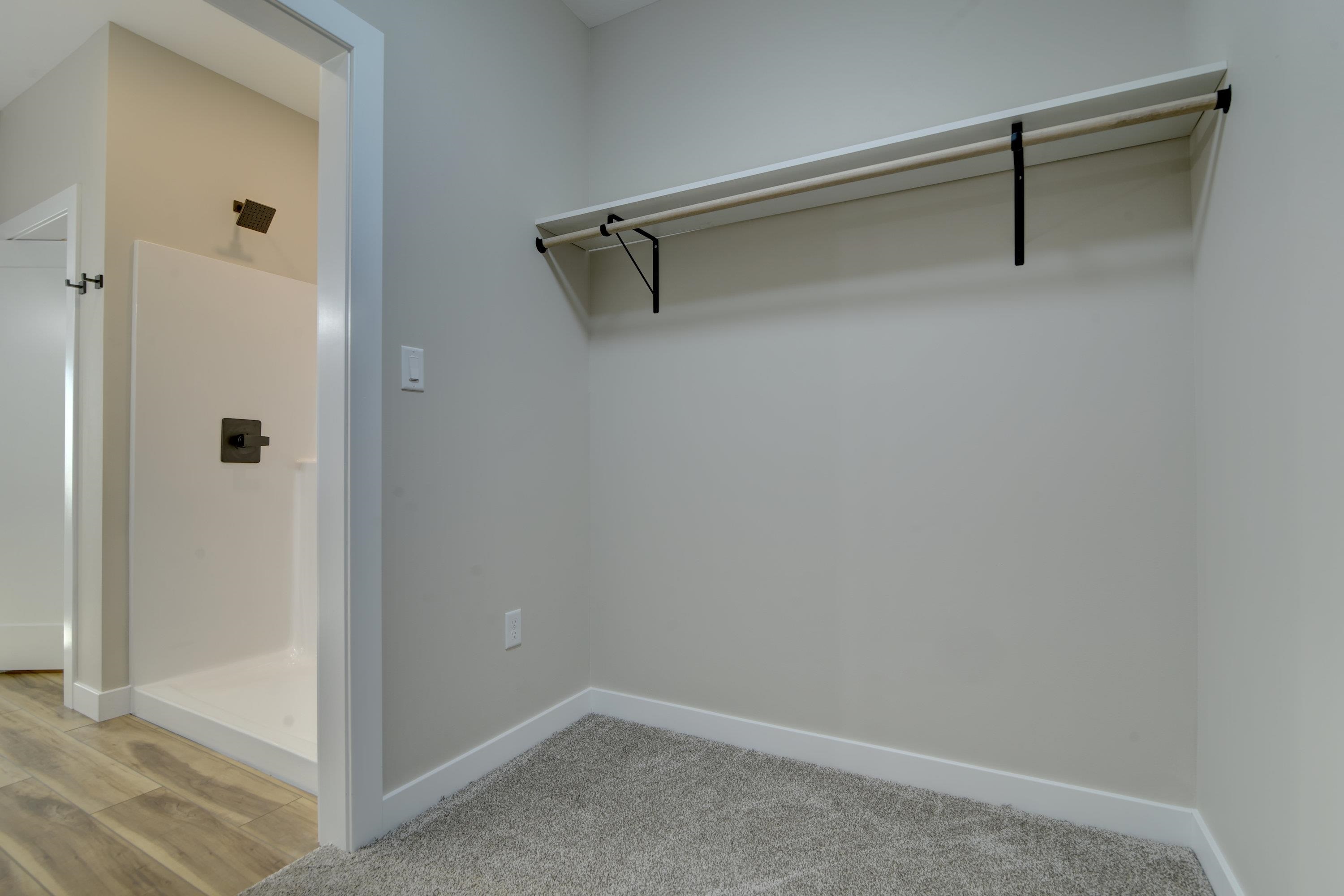 MLS #251553