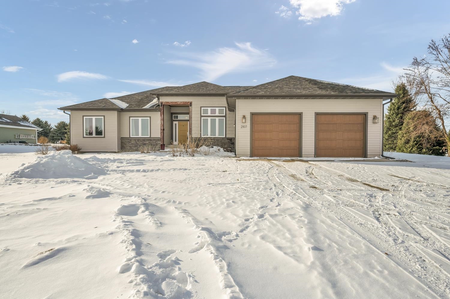 2107 213th Avenue, West Okoboji, IA 51351 