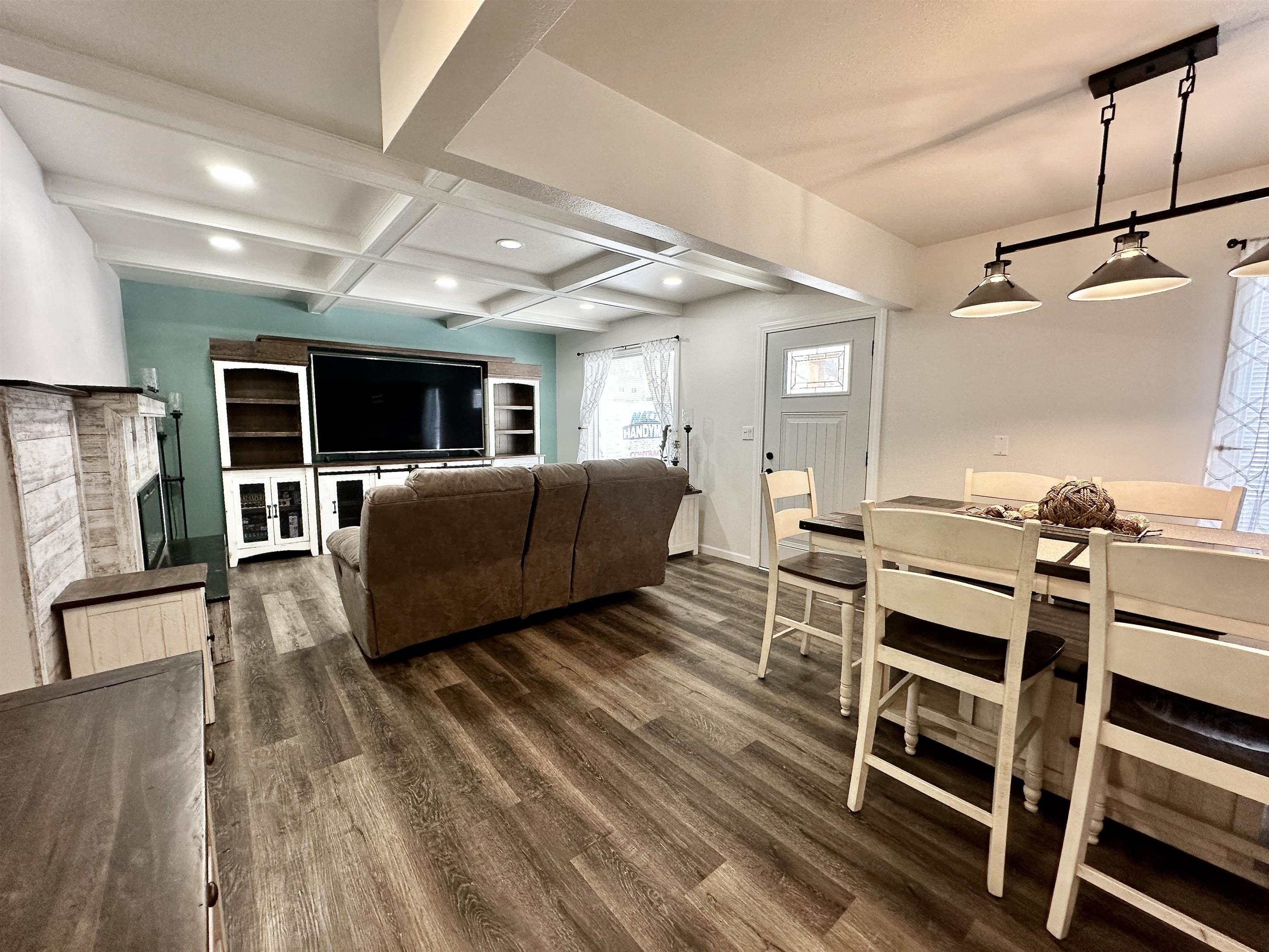 MLS #251575
