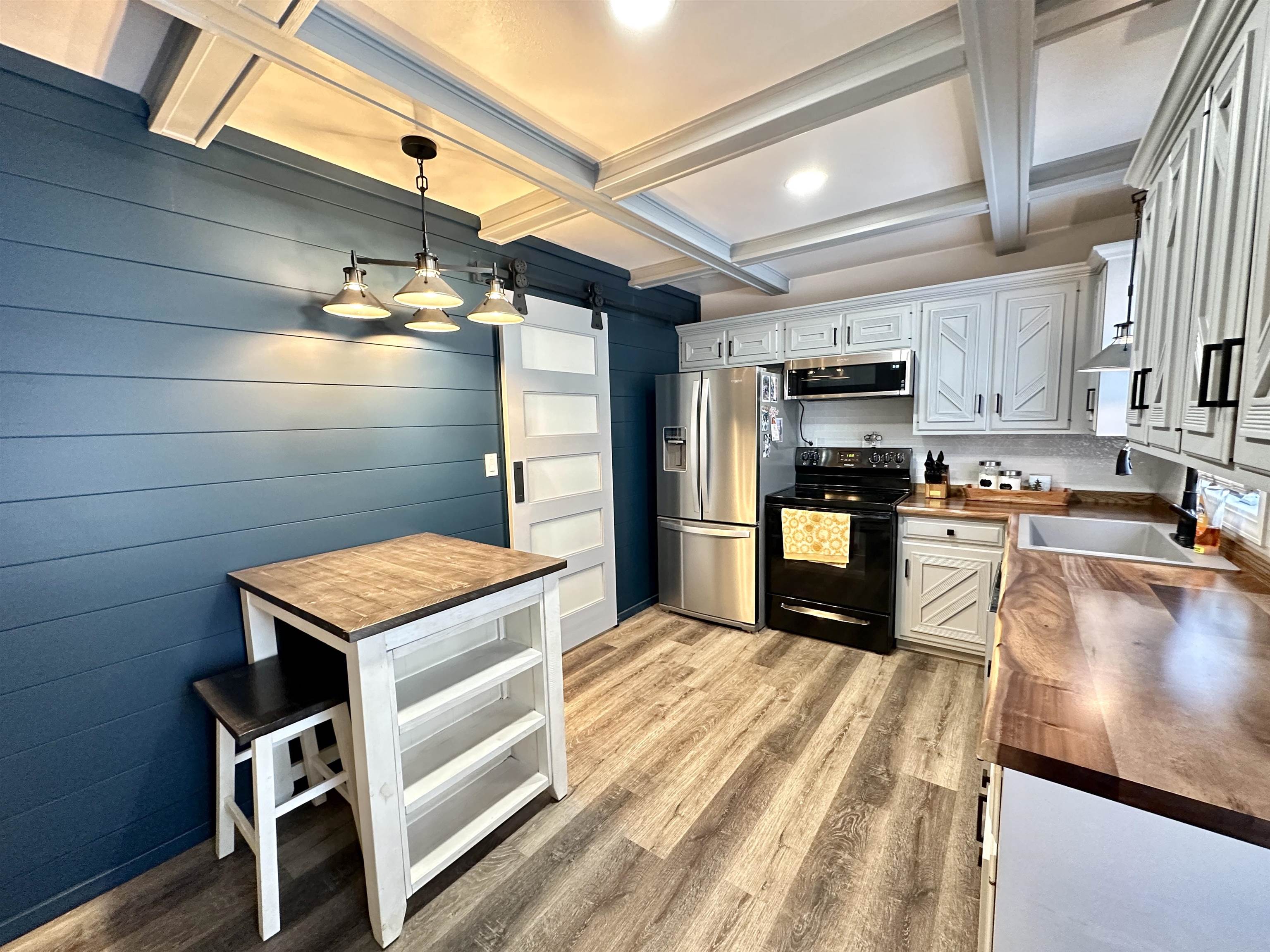 MLS #251575
