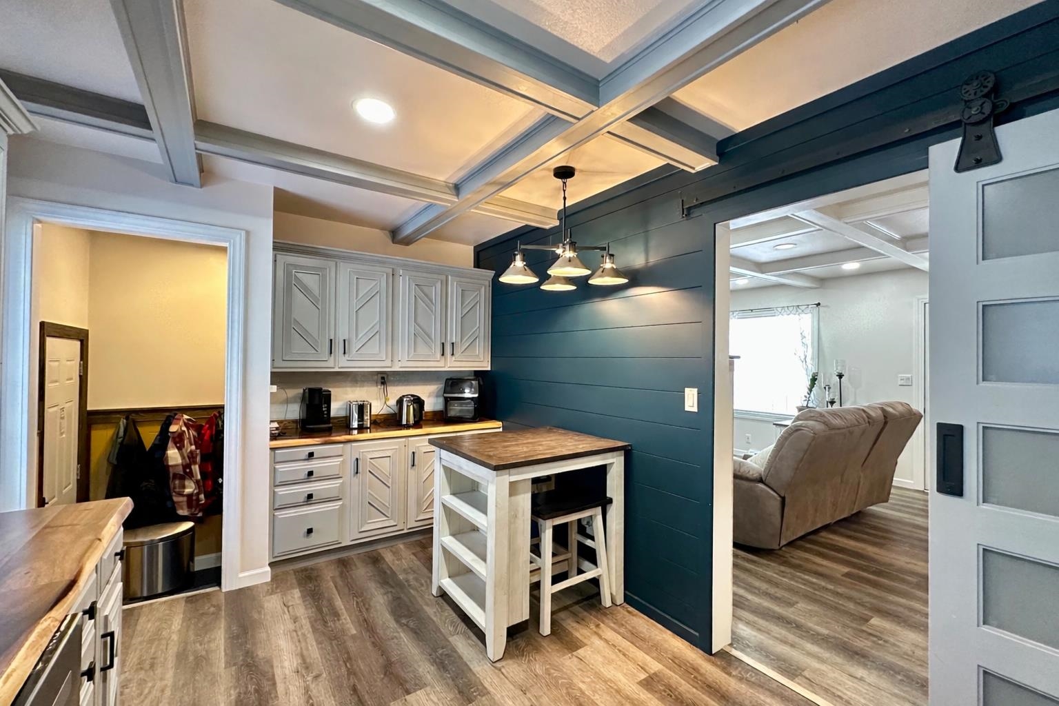 MLS #251575