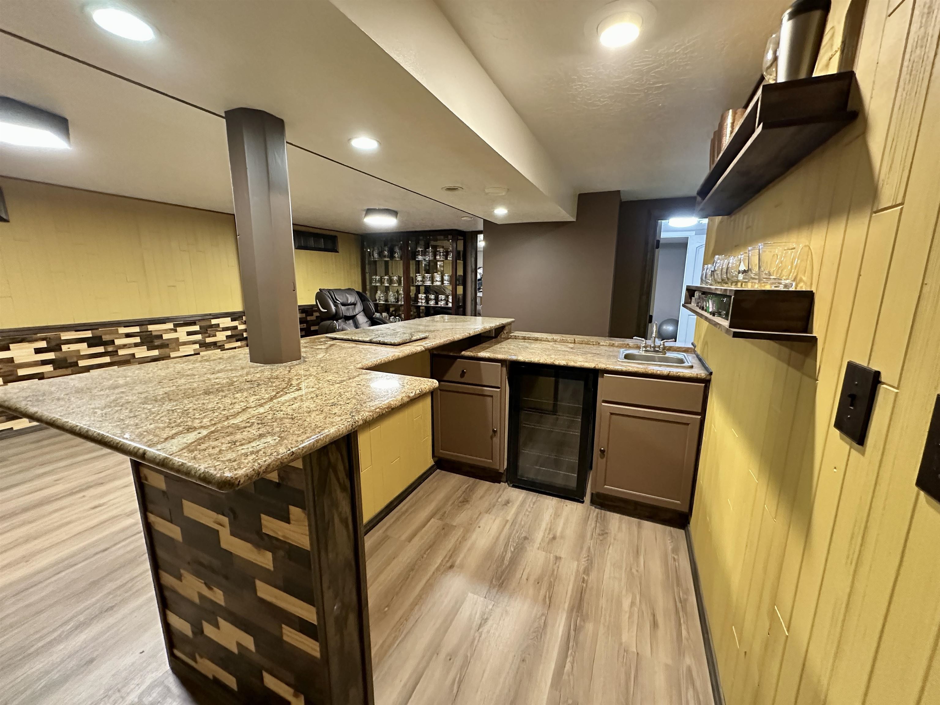 MLS #251575