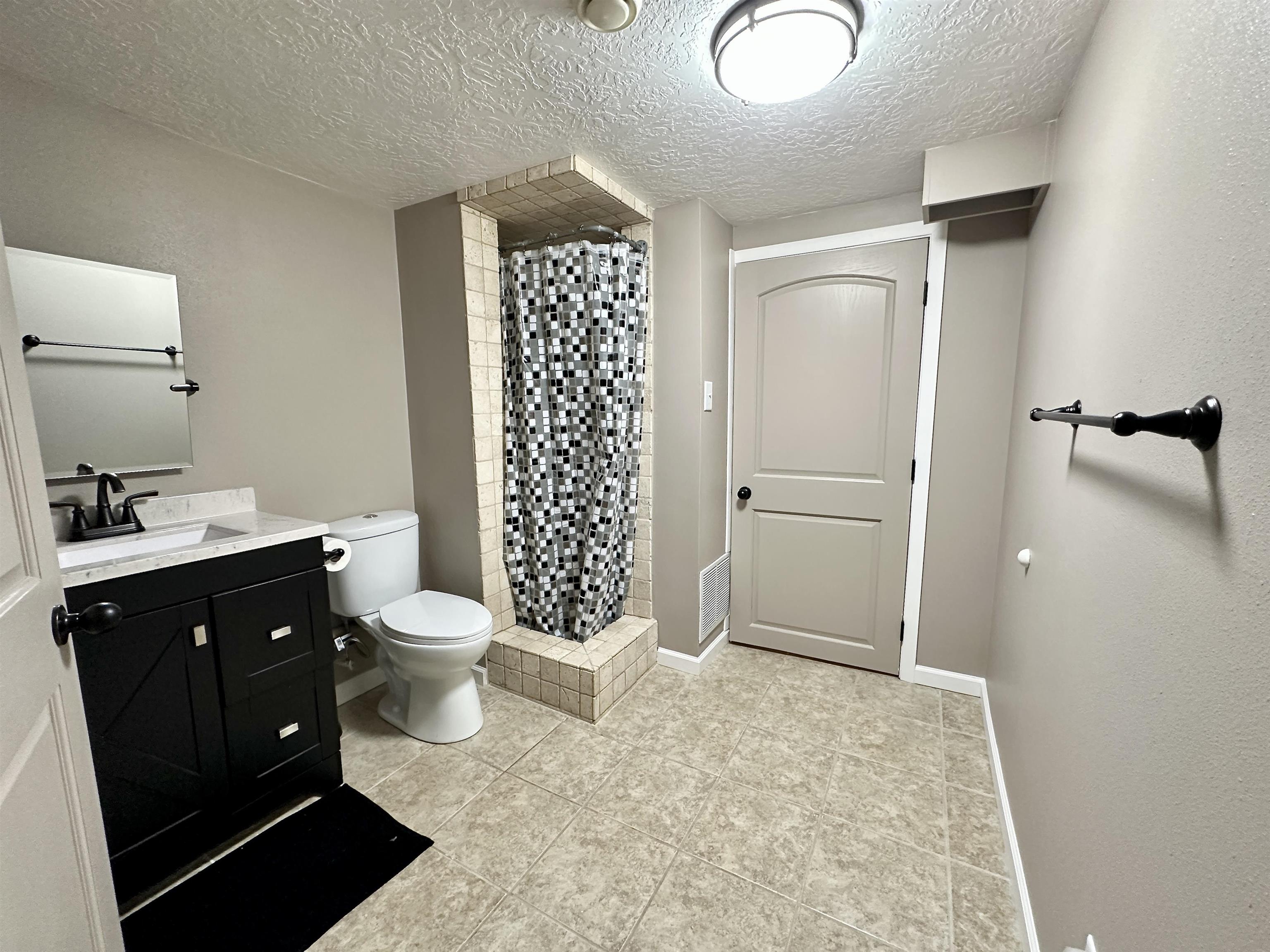 MLS #251575