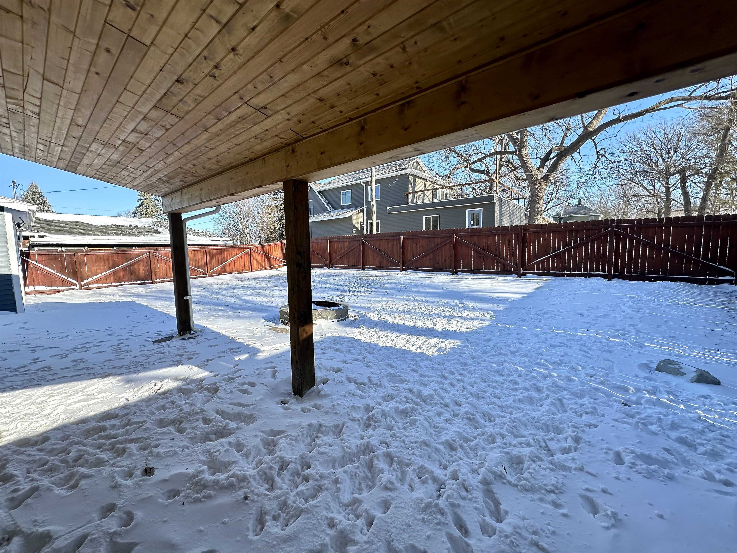 MLS #251575