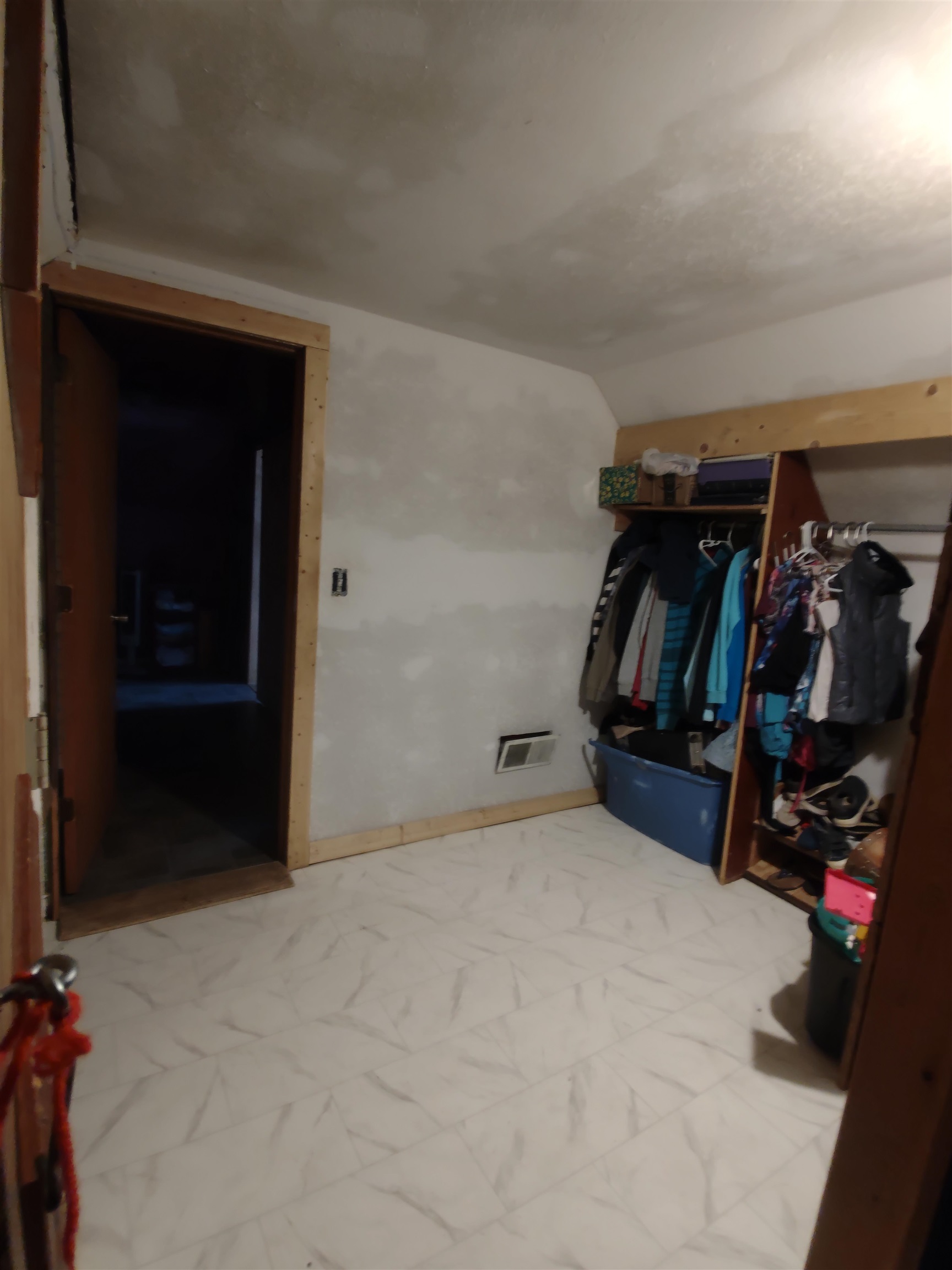 MLS #251589