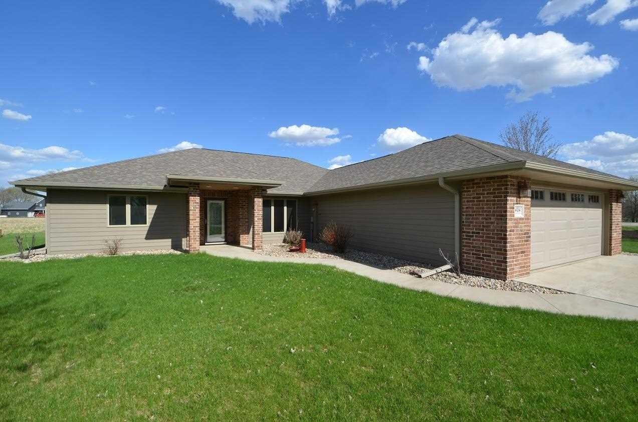404 Country Club Lane, Spencer, IA 51301 