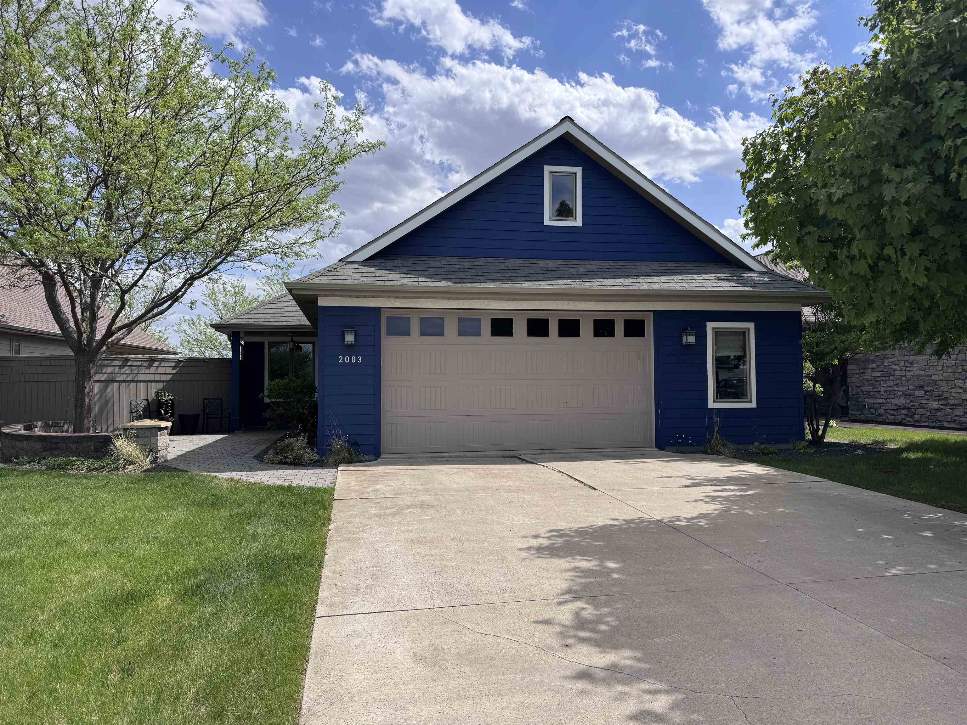 2003 35th Street, Spirit Lake, IA 51360 