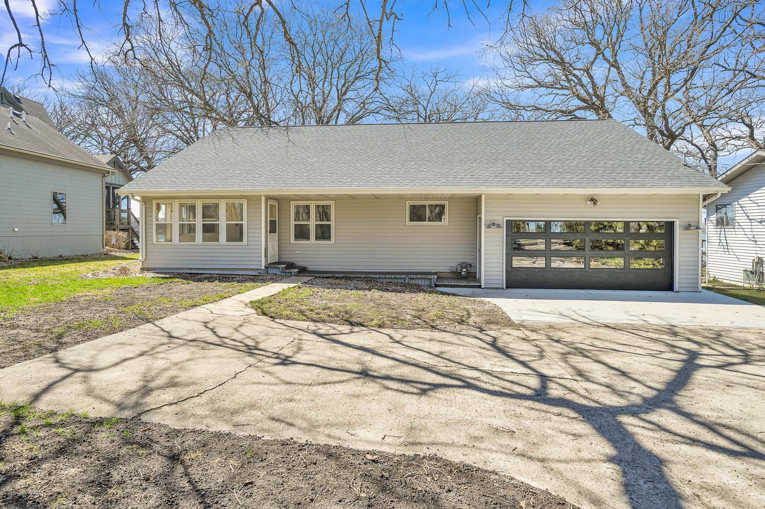 870 252nd Avenue, Orleans, IA 51360 
