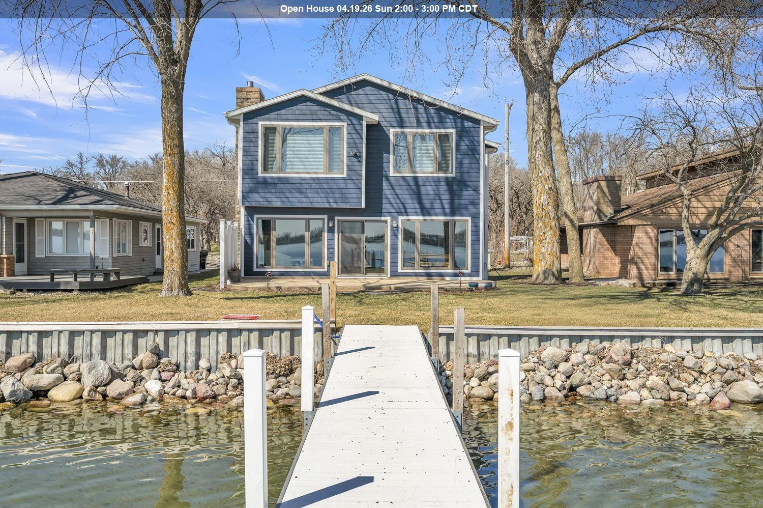 2209 Lakeshore Drive, Wahpeton, IA 51351 