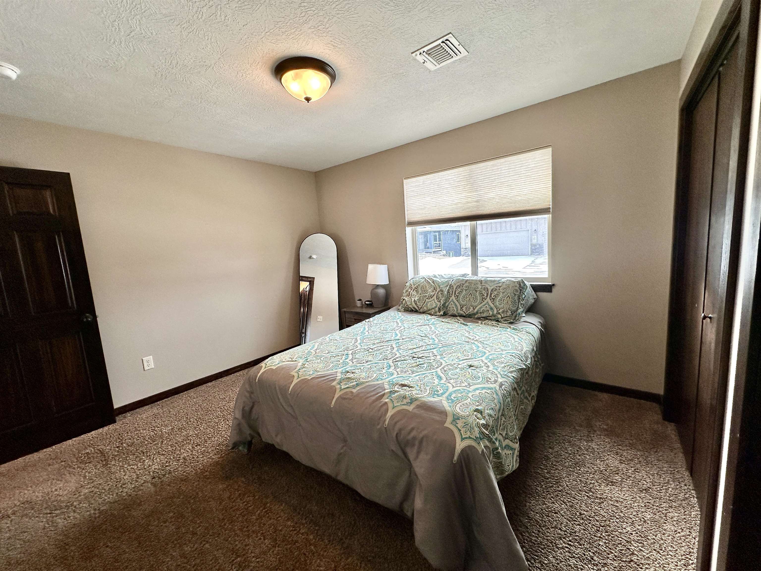 MLS #251704