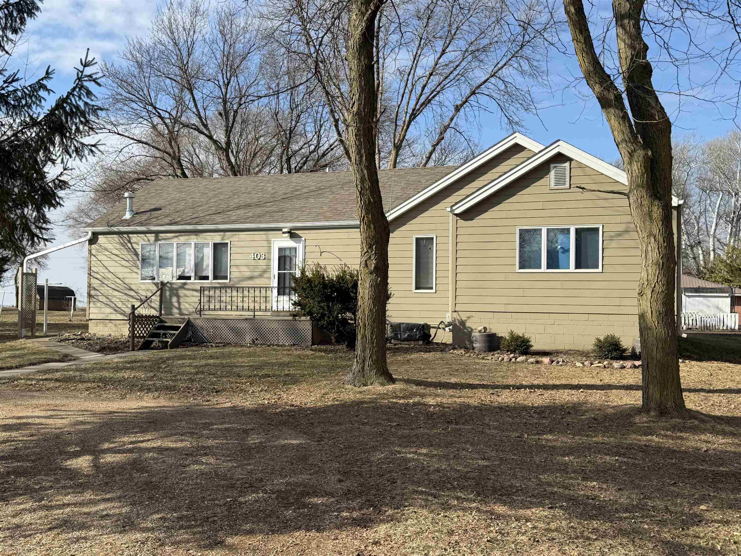 403 State Street, Terril, IA 51364 