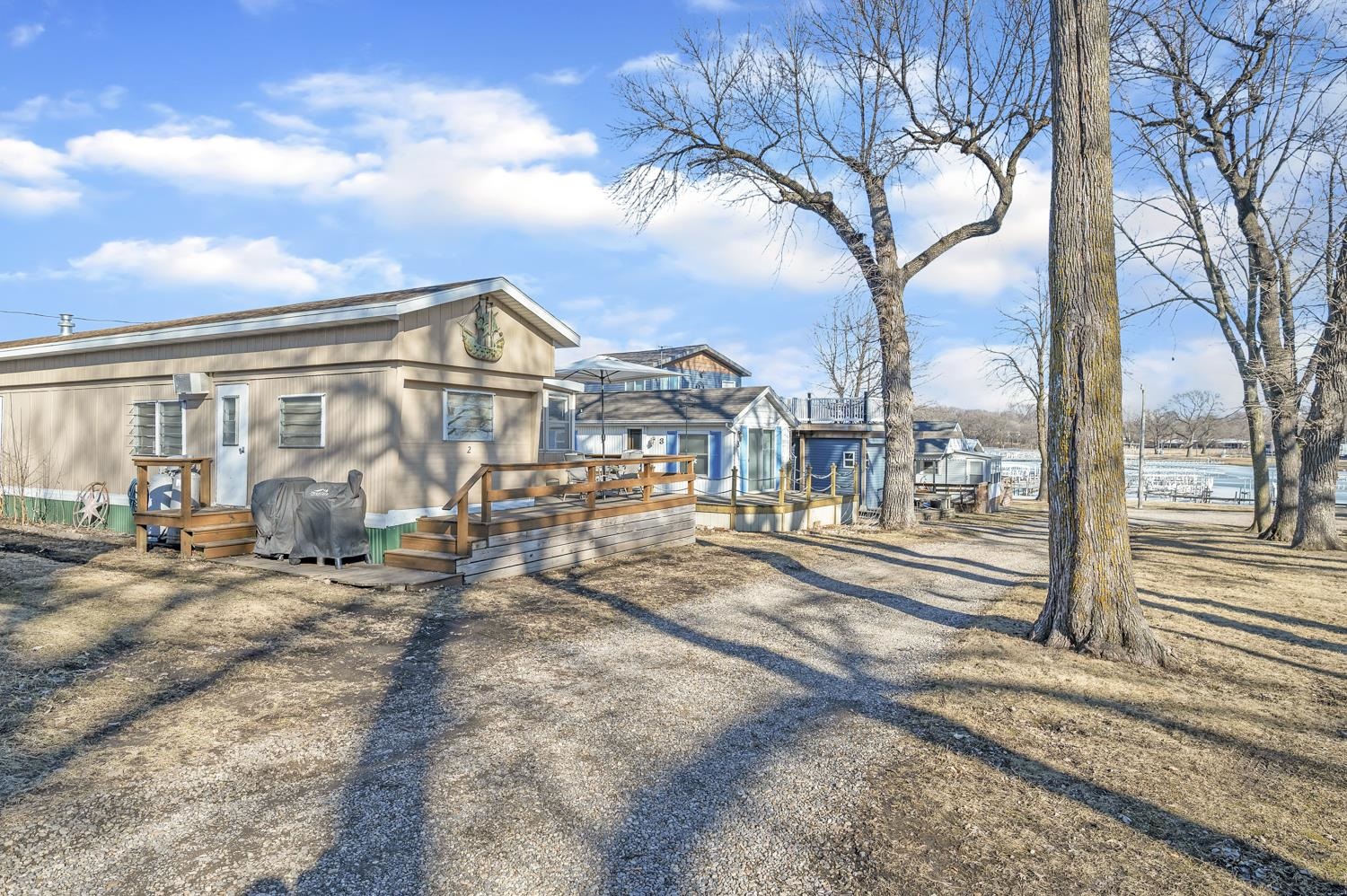 92 Rohr Street #2, Arnolds Park, IA 51331 