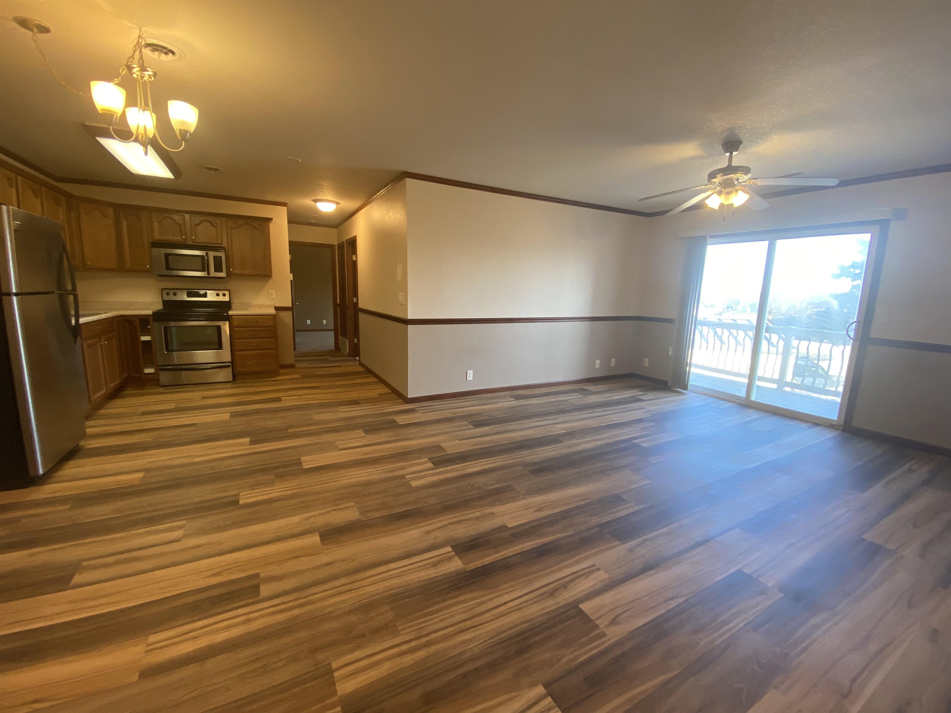 3 27th Street #220, Spirit Lake, IA 51360 