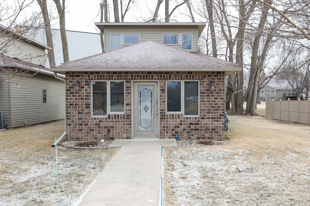 342 Benit Drive #14, Arnolds Park, IA 51331 