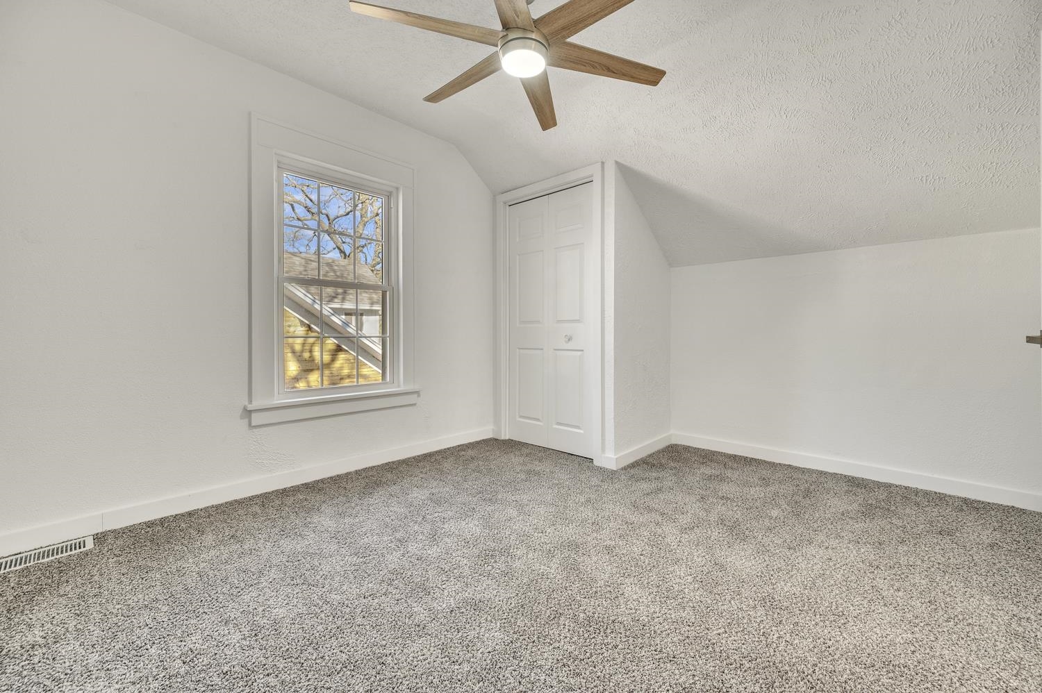 MLS #260069