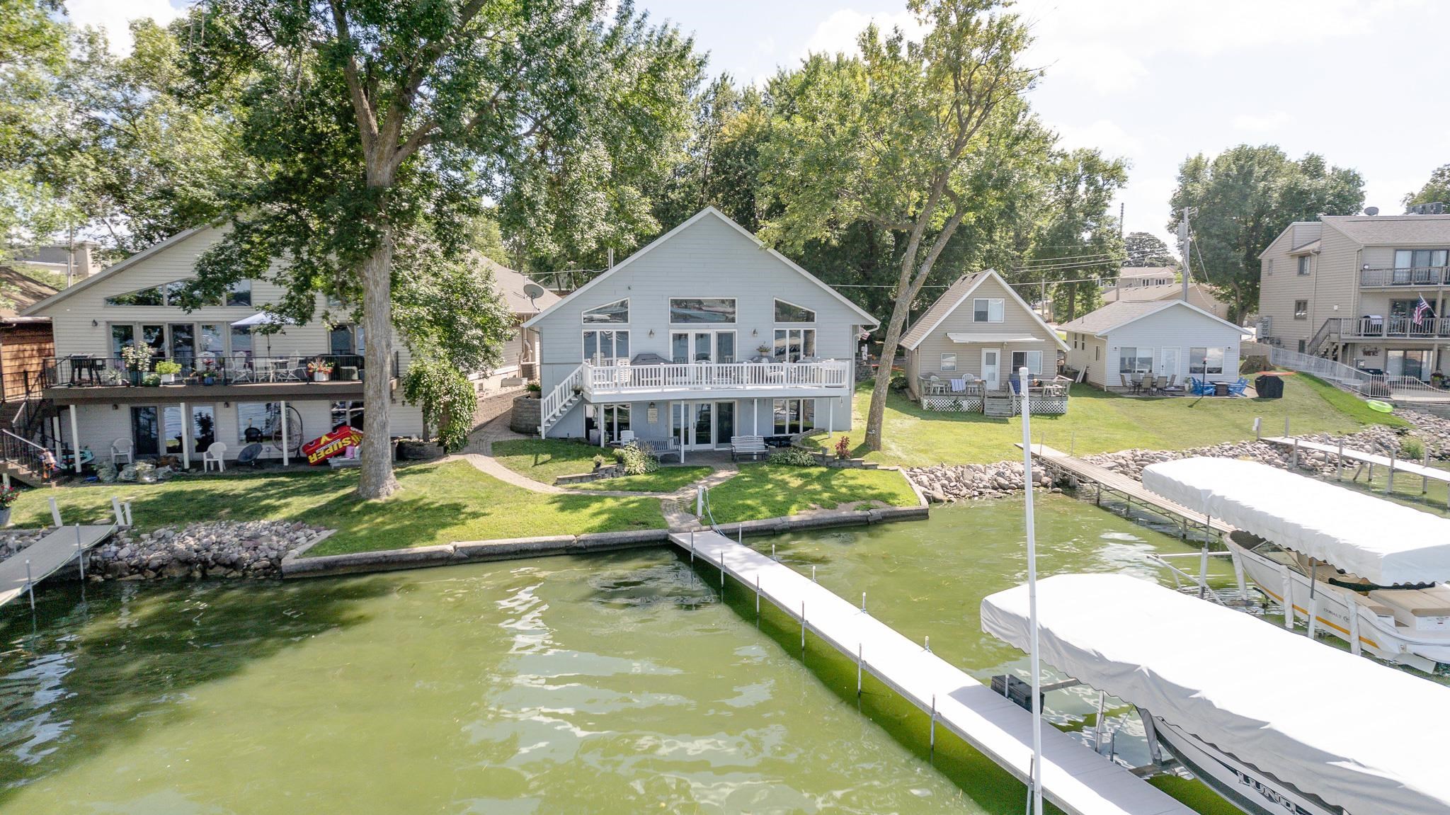 380 Lake Drive, Arnolds Park, IA 51331 