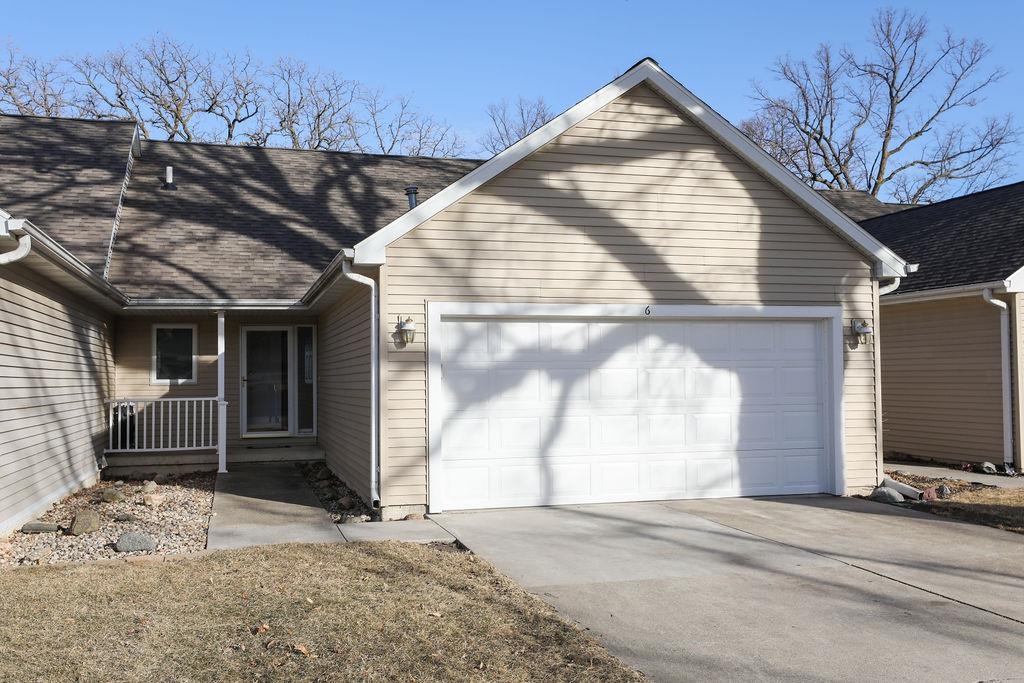 102 21st Street #6, Spirit Lake, IA 51360 