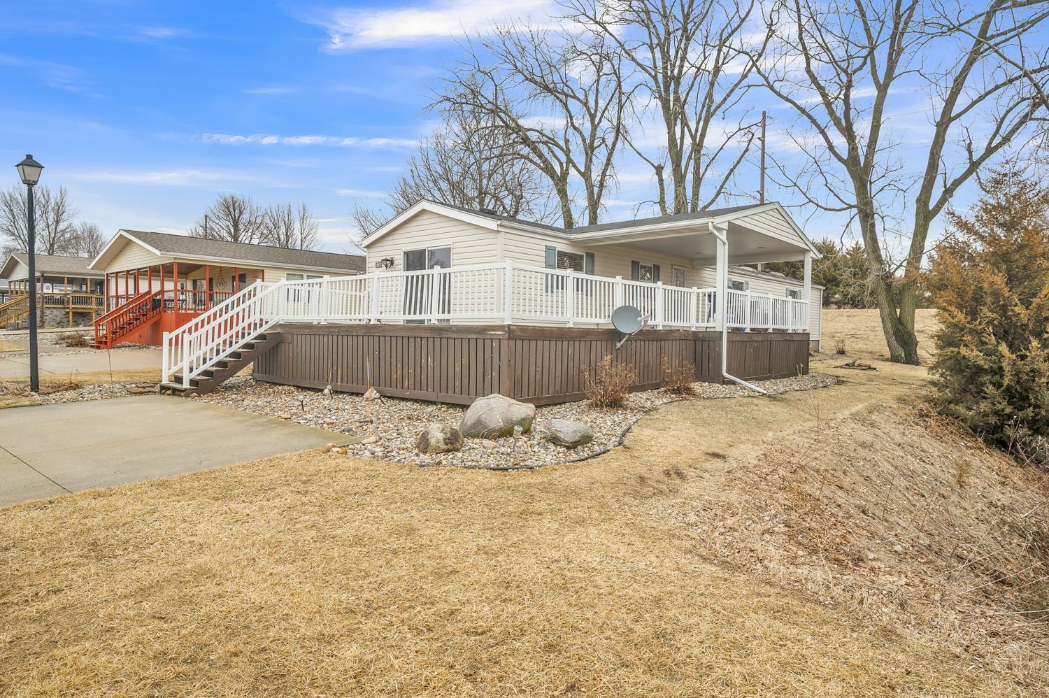 1206 Wood Duck Road, Arnolds Park, IA 51331 