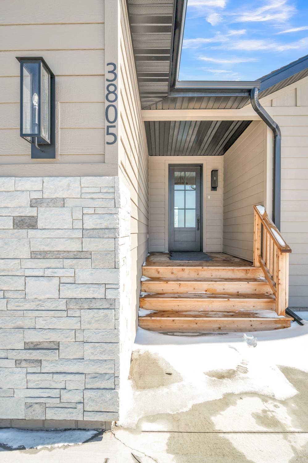 3805 Sunner Avenue, Spirit Lake, IA 51360 