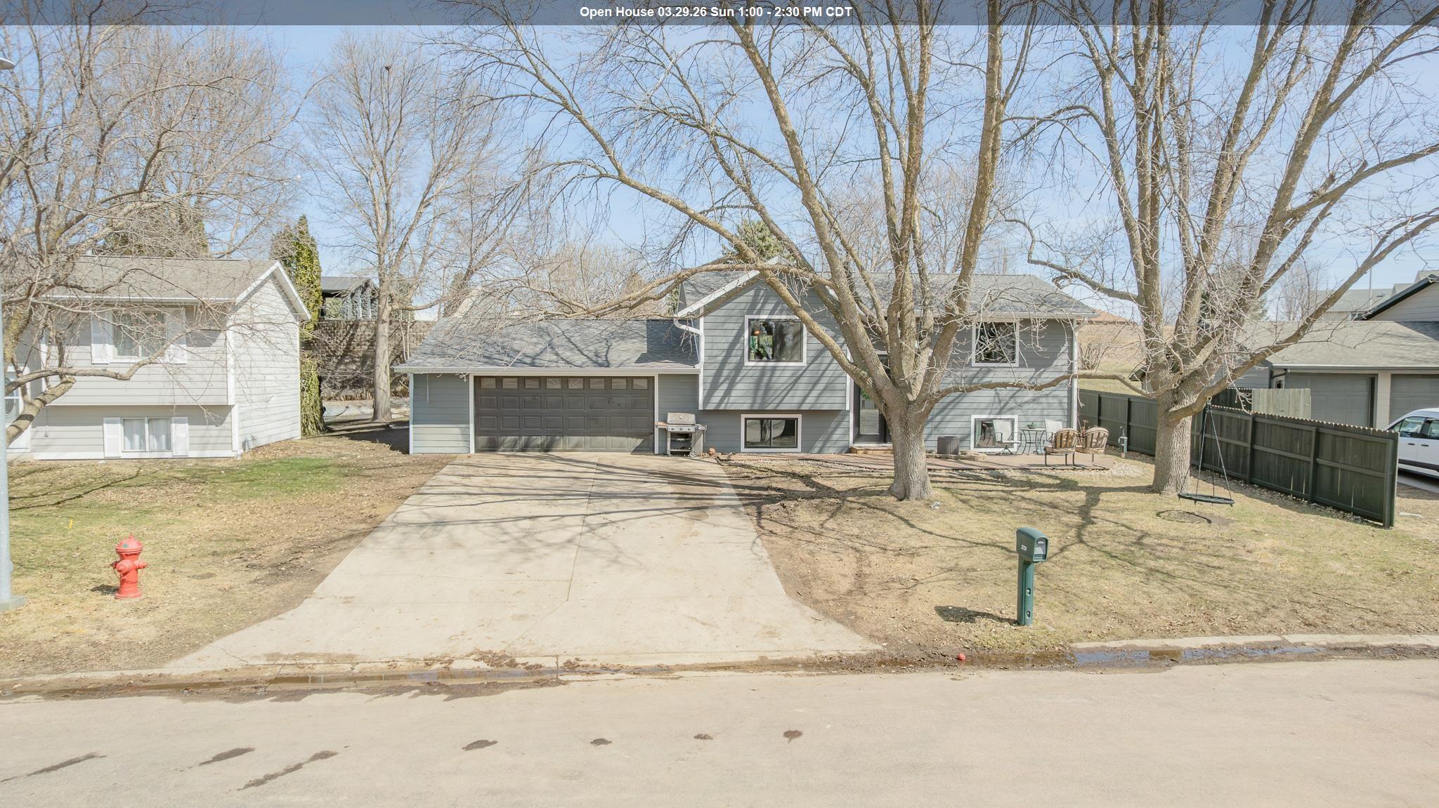 2731 Center Lake Dr, Spirit Lake, IA 51360 