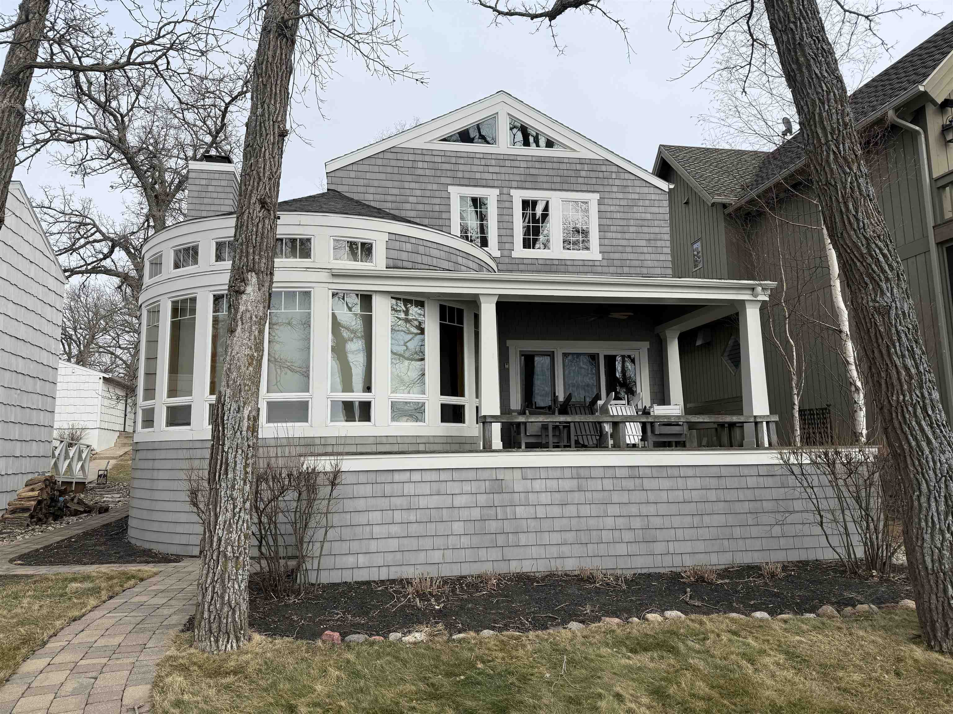 2807 Lakeshore Drive, Okoboji, IA 51355 