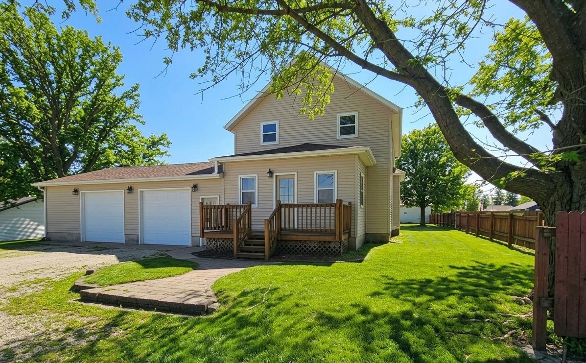 101 2nd Avenue, Webb, IA 51366 