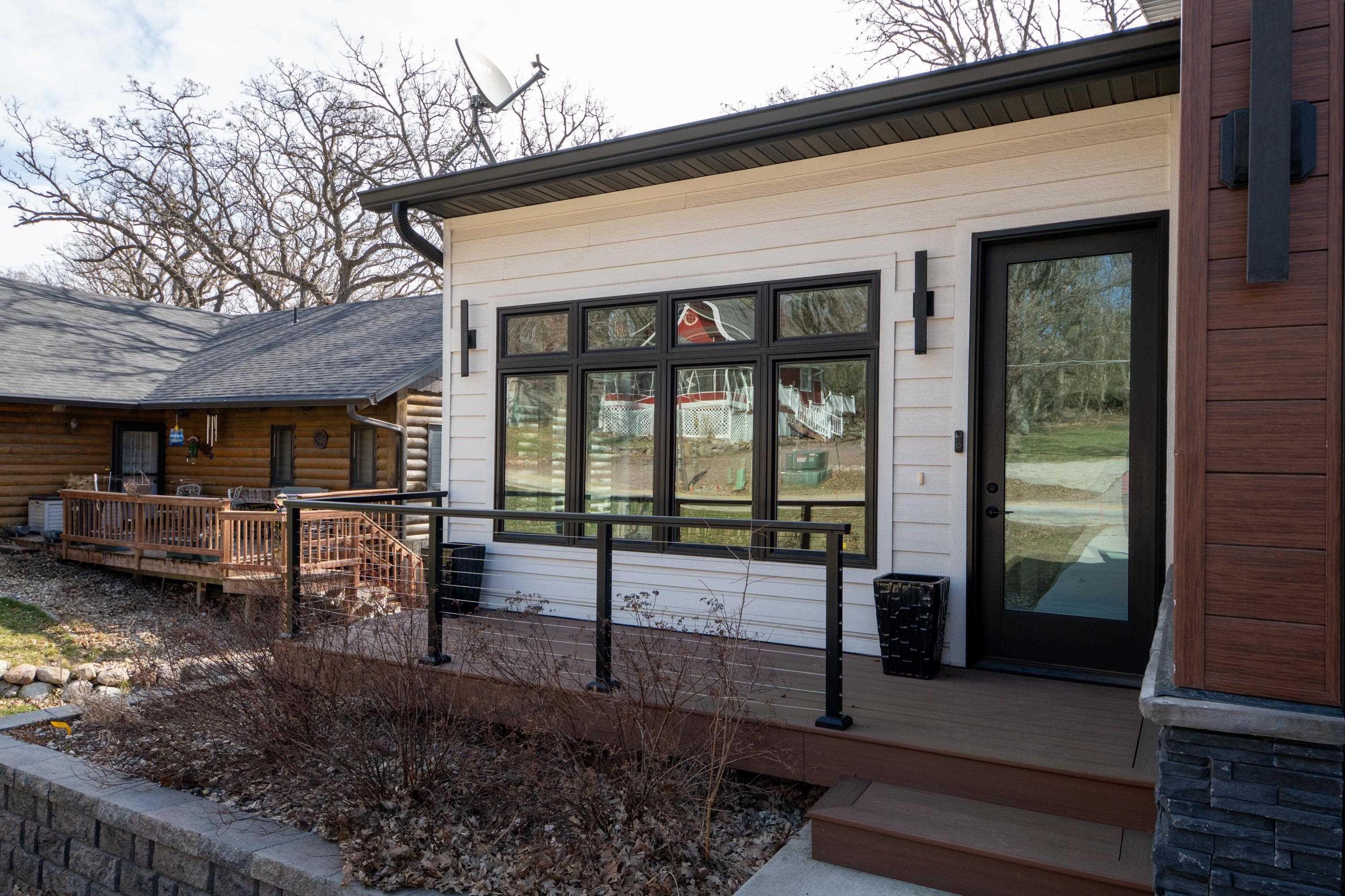 16650 255th Ave, Spirit Lake, IA 51360 