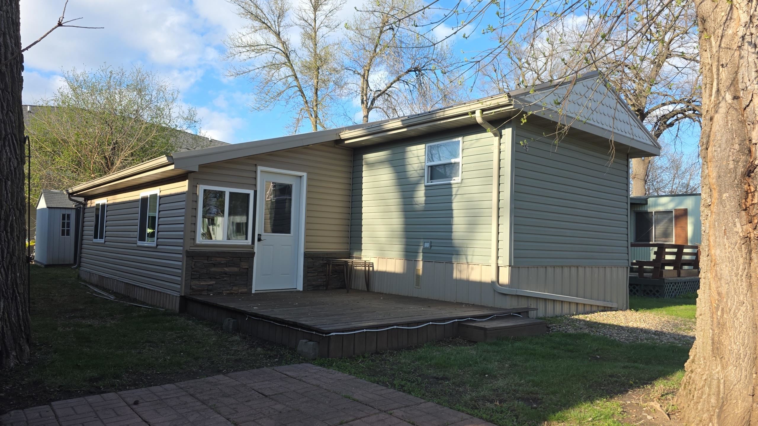 92 Rohr Street #25, Arnolds Park, IA 51331 