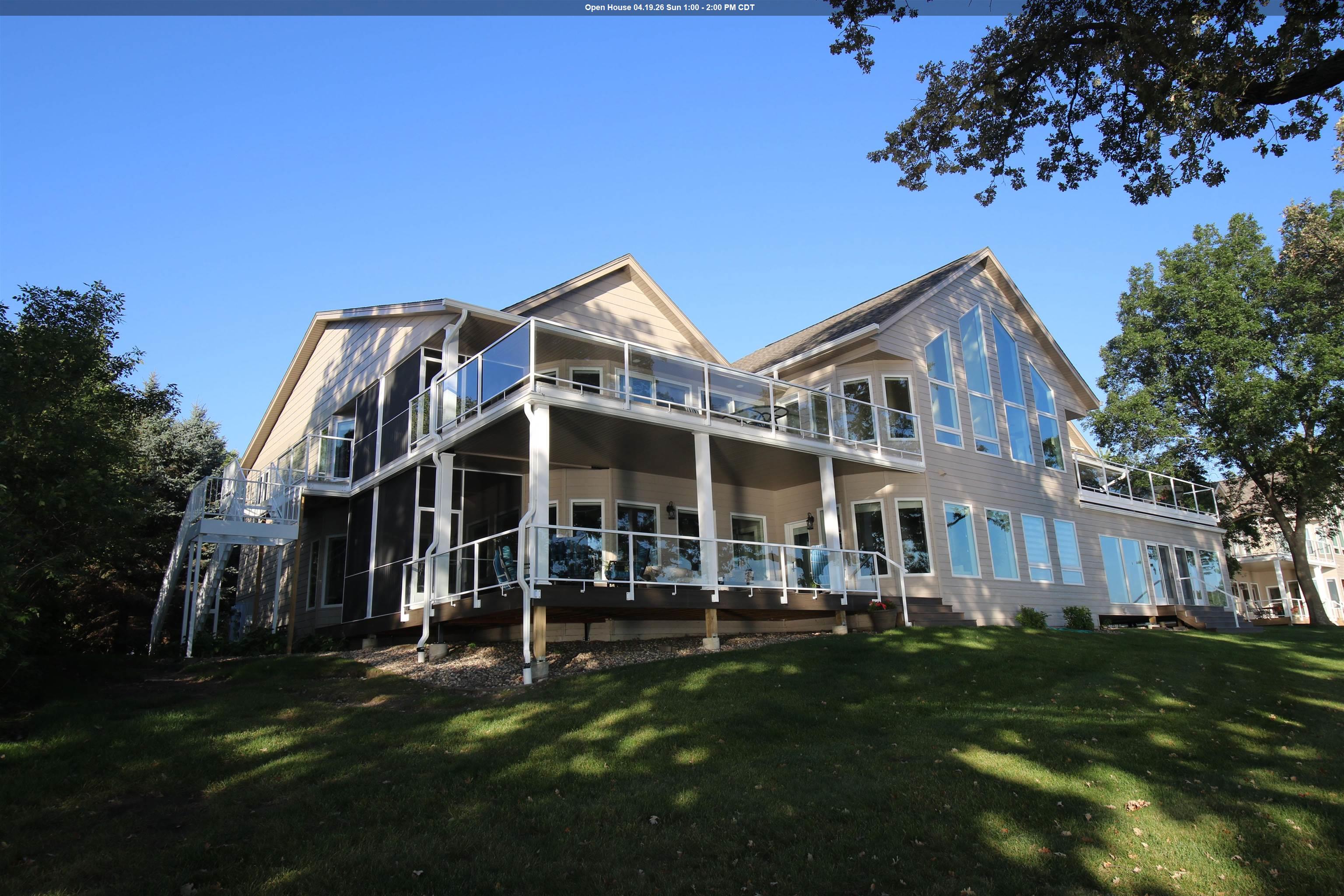 17202 Ross Rd #4S, Spirit Lake, IA 51360 